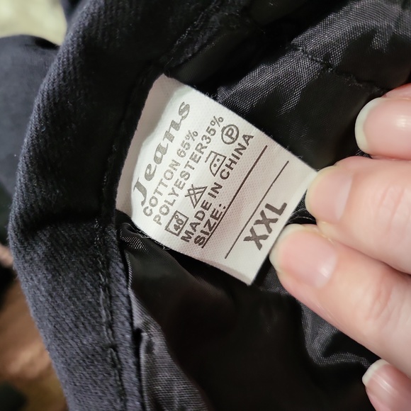 JUNIORS BLACK JEANS WITH TEARS IN BOTH LEGS SIZE XXL - Picture 5 of 6